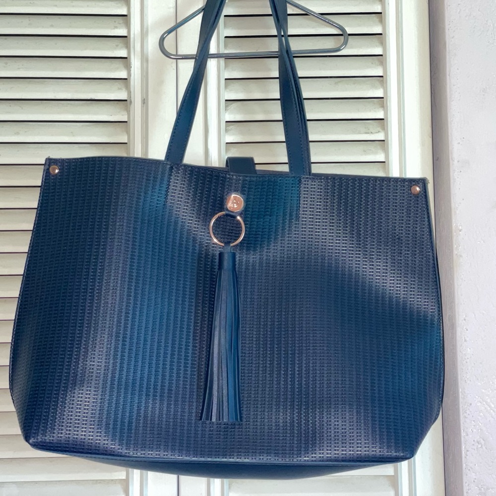 Ulta tote bnwt